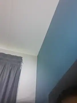 Snapshot of trickyOne chatting on March 15, 6:14 pm trickyOne online show from March 15, 6:14 pm