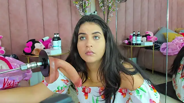 LizzyOlsen online show from October 18, 9:26 pm