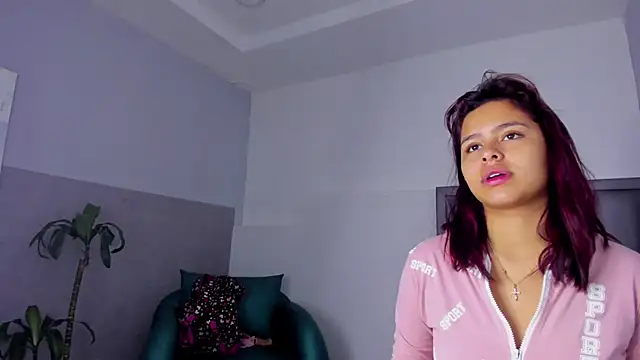 Sofia villareal online show from October 3, 11:18 am