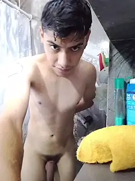 Snapshot of aispuro8505 chatting on May 21, 5:42 pm aispuro8505 online show from May 21, 5:42 pm