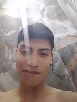 Snapshot of aispuro8505 chatting on June 3, 7:33 am aispuro8505 online show from June 3, 7:33 am