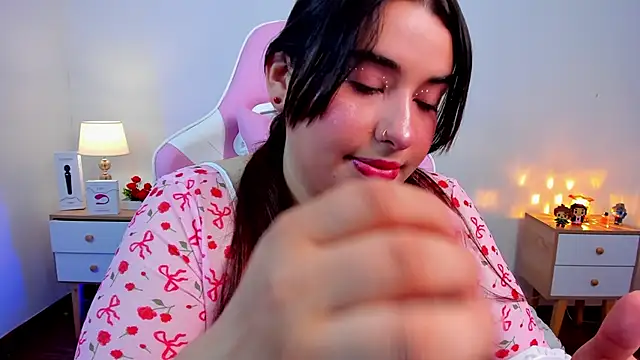 Snapshot of SofiFlex chatting on September 17, 4:03 am SofiFlex online show from September 17, 4:03 am