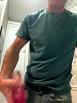 DILFiGuess11 online show from September 12, 5:29 am