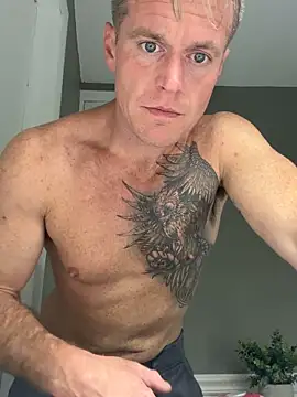 DILFiGuess11 online show from September 18, 4:47 am