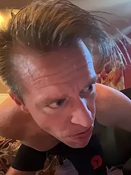 DILFiGuess11 online show from February 9, 1:48 pm