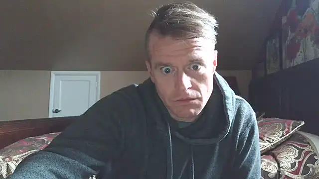 Snapshot of DILFiGuess11 chatting on May 23, 3:16 pm DILFiGuess11 online show from May 23, 3:16 pm