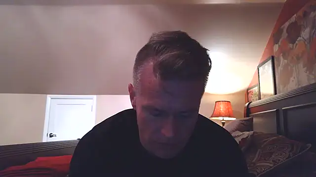 DILFiGuess11 online show from June 18, 2:56 am