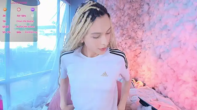 Aaron Fordd online show from April 22, 2:18 pm