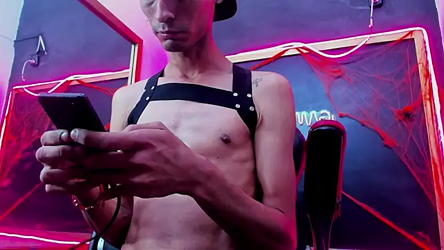 Golldens Dreamss online show from November 1, 1:46 pm