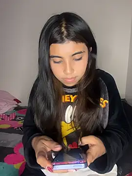 DianeSuns  online show from May 6, 5:03 am
