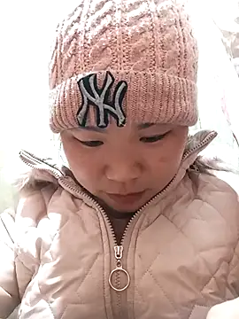 may-squirl online show from November 13, 1:37 am