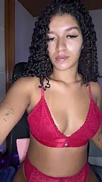 larajuli online show from April 24, 3:42 am