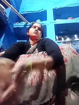 Jooli xx online show from March 26, 11:21 pm