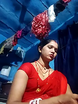 Jooli xx online show from April 19, 3:33 pm