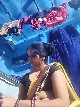 Jooli xx online show from April 21, 3:07 pm