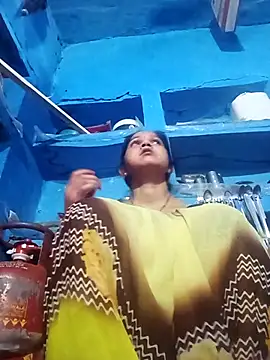 Jooli xx online show from April 22, 3:09 am