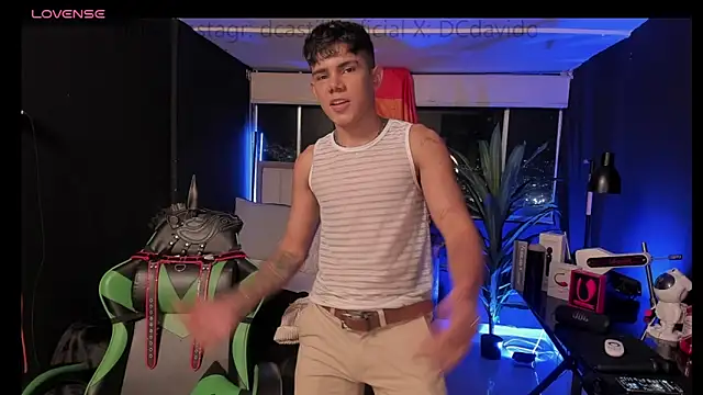 Jack castell online show from April 21, 11:51 pm