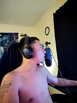 Snapshot of YoBlezz chatting on September 15, 5:29 am YoBlezz online show from September 15, 5:29 am