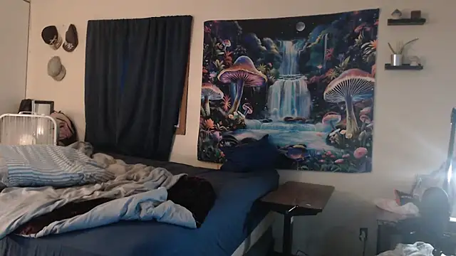 Snapshot of YoBlezz chatting on September 15, 7:25 pm YoBlezz online show from September 15, 7:25 pm