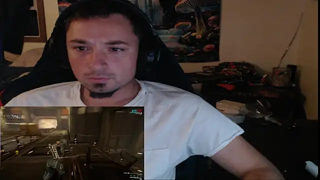 Snapshot of YoBlezz chatting on September 22, 1:18 am YoBlezz online show from September 22, 1:18 am