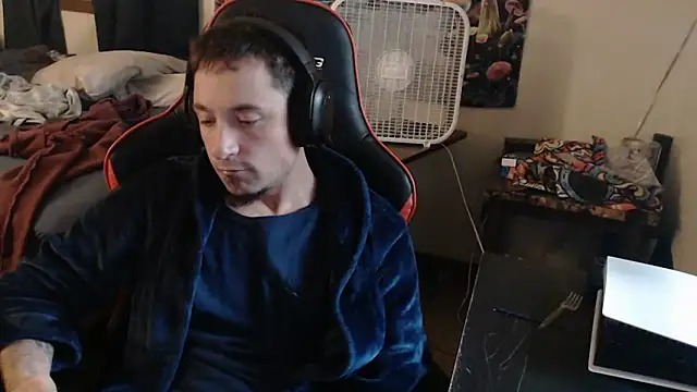 Snapshot of YoBlezz chatting on September 26, 5:39 pm YoBlezz online show from September 26, 5:39 pm