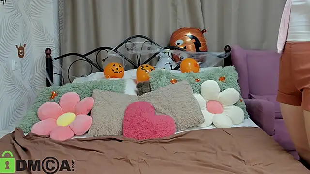 Agnes Passero online show from October 29, 8:16 am