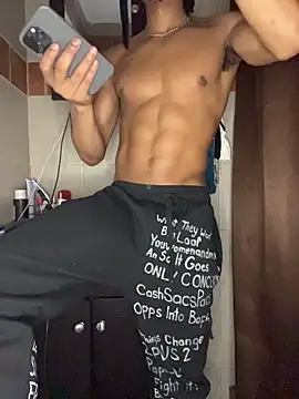 TRILLAHUNG online show from November 6, 9:21 am