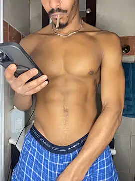 TRILLAHUNG online show from December 22, 11:18 am