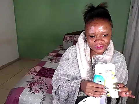 BendMeOverXX online show from March 5, 9:33 pm