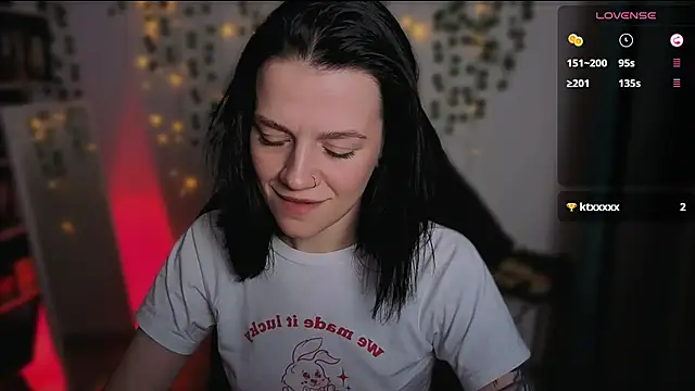 Snapshot of raspberry__girl_ chatting on October 8, 9:56 pm raspberry  girl  online show from October 8, 9:56 pm