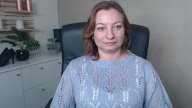 Snapshot of angelaSamt chatting on November 13, 6:34 am angelaSamt online show from November 13, 6:34 am