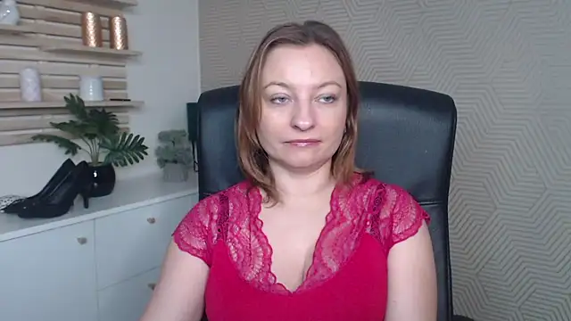 Snapshot of angelaSamt chatting on November 28, 6:49 am angelaSamt online show from November 28, 6:49 am