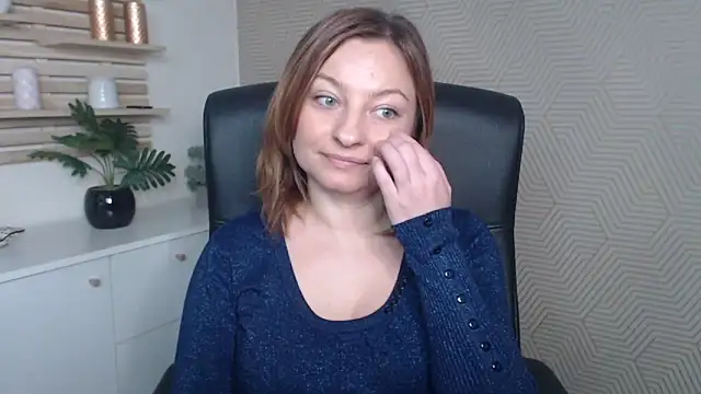 Snapshot of angelaSamt chatting on November 29, 7:55 am angelaSamt online show from November 29, 7:55 am