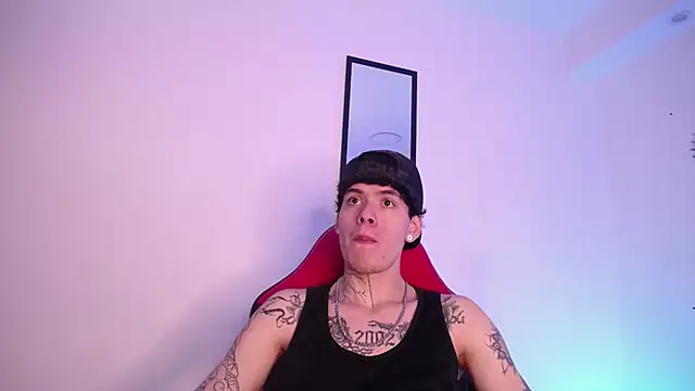 Anhonymus  online show from November 5, 4:01 am