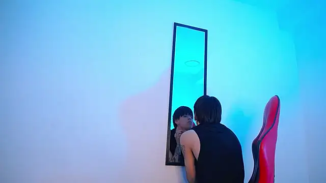 Anhonymus  online show from December 4, 3:38 am