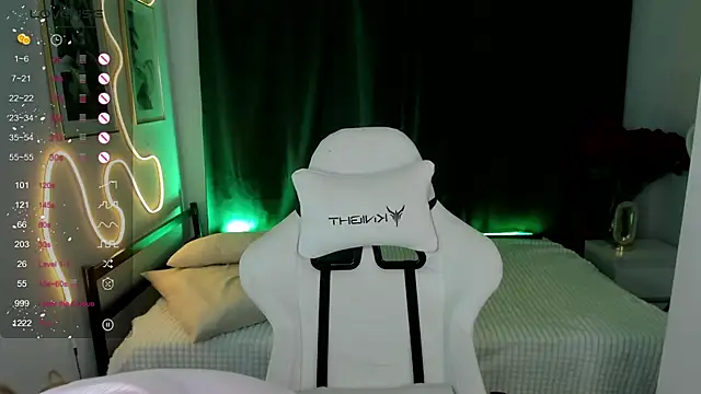 Alice Cire online show from December 15, 2:21 pm