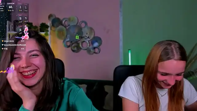 Snapshot of kitniss_dreamy chatting on September 24, 7:39 pm kitniss dreamy online show from September 24, 7:39 pm