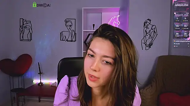 Snapshot of kitniss_dreamy chatting on September 27, 12:21 pm kitniss dreamy online show from September 27, 12:21 pm