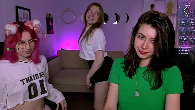 Snapshot of kitniss_dreamy chatting on June 30, 12:11 am kitniss dreamy online show from June 30, 12:11 am