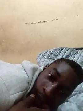 Snapshot of kadassy chatting on November 19, 12:05 pm kadassy online show from November 19, 12:05 pm