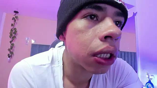 Muscle Scott online show from December 2, 12:32 pm