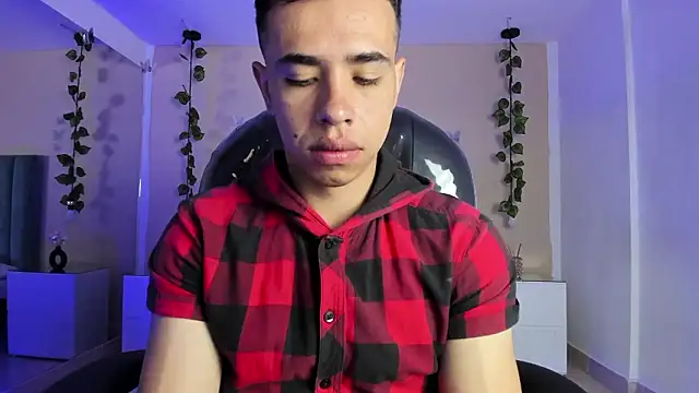 Muscle Scott online show from March 6, 1:29 pm