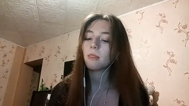 Snapshot of Sophiecuttie chatting on September 24, 1:14 pm Sophiecuttie online show from September 24, 1:14 pm