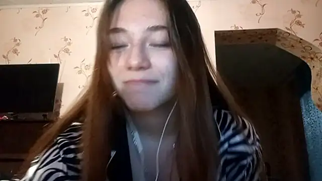 Snapshot of Sophiecuttie chatting on September 26, 5:06 pm Sophiecuttie online show from September 26, 5:06 pm