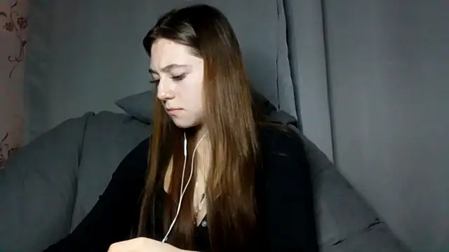 Snapshot of Sophiecuttie chatting on October 8, 3:20 pm Sophiecuttie online show from October 8, 3:20 pm