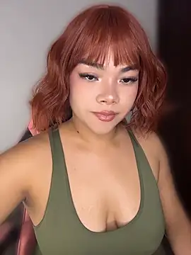 Dakota-Lona online show from April 9, 9:42 pm