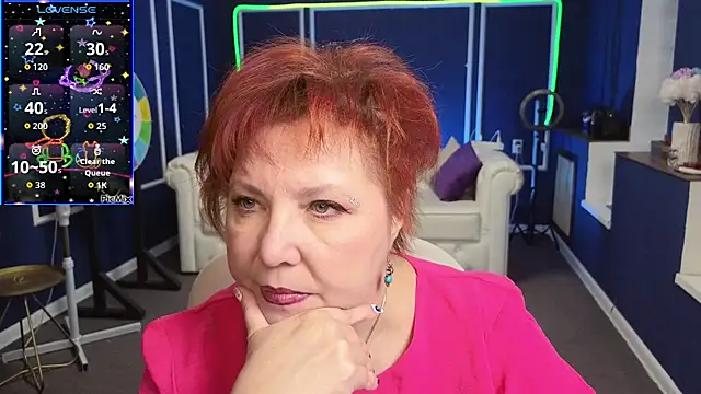 Snapshot of Kira_Kenett chatting on September 15, 7:19 am Kira Kenett online show from September 15, 7:19 am