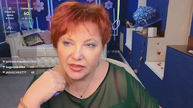 Kira Kenett online show from November 27, 6:59 am