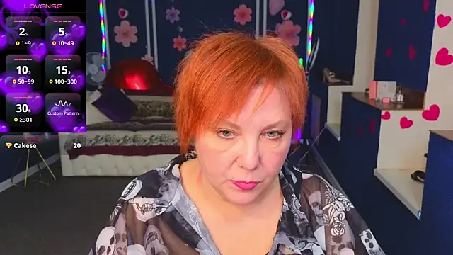 Kira Kenett online show from February 28, 5:03 pm