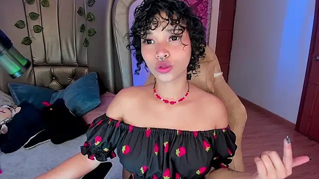 DaniCollinn  online show from February 14, 12:57 pm